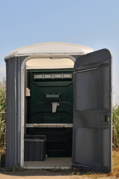 Best Portable toilet rental cost  in Mineral Ridge, OH